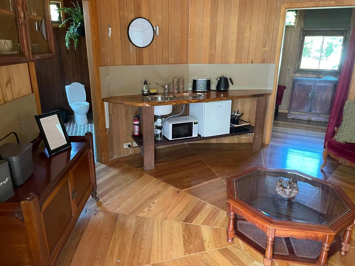 Yurts Of Currumbin Valley - Yurt 2 0*,  Austrálie